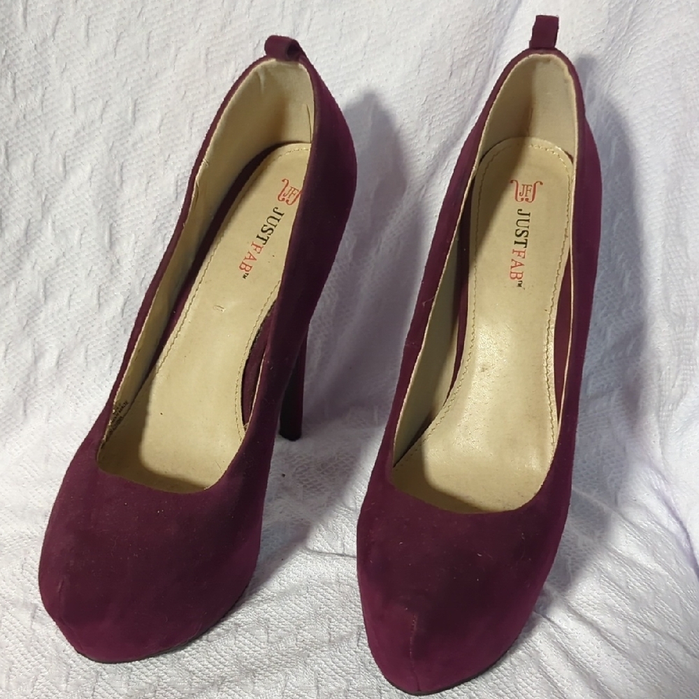 JustFab Burgundy Heels with Sleek Design and Comfort